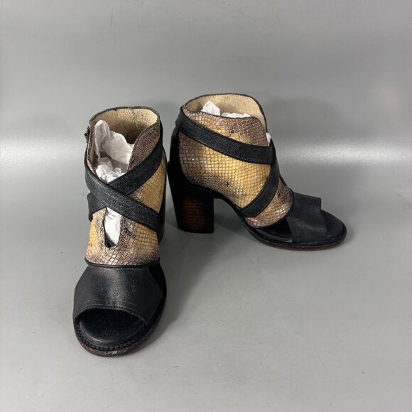 Freebird by Steven Rattle Shooties, Size 6 - Picture 1 of 15